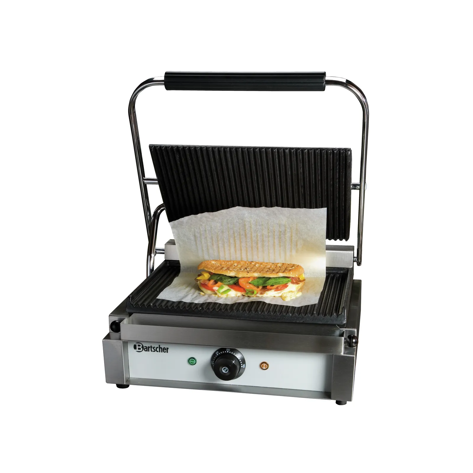 Bartscher 150678 Kochpergament 1/2 GN Ansicht in Benutzung, auf Kontaktgrill, sandwichpresse, Panini-Presse, Grill, Edelstahl, schwarze gerippte Platten